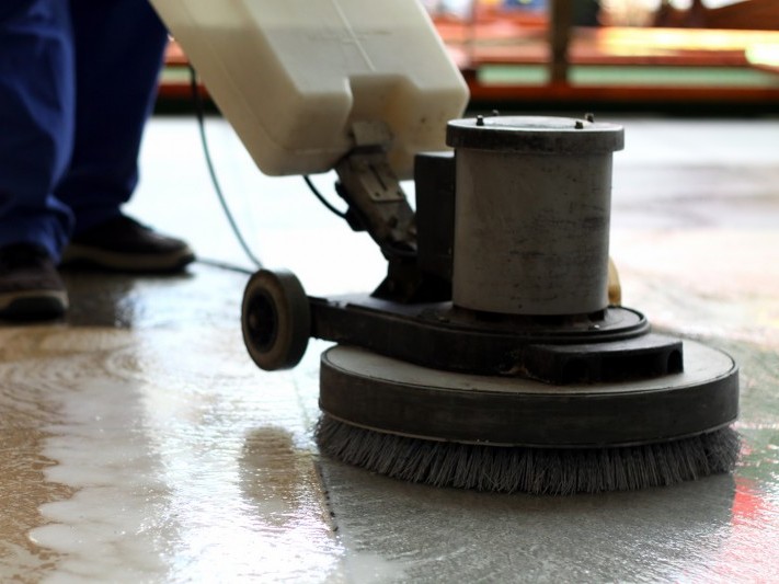 Floor commercial cleaning services
